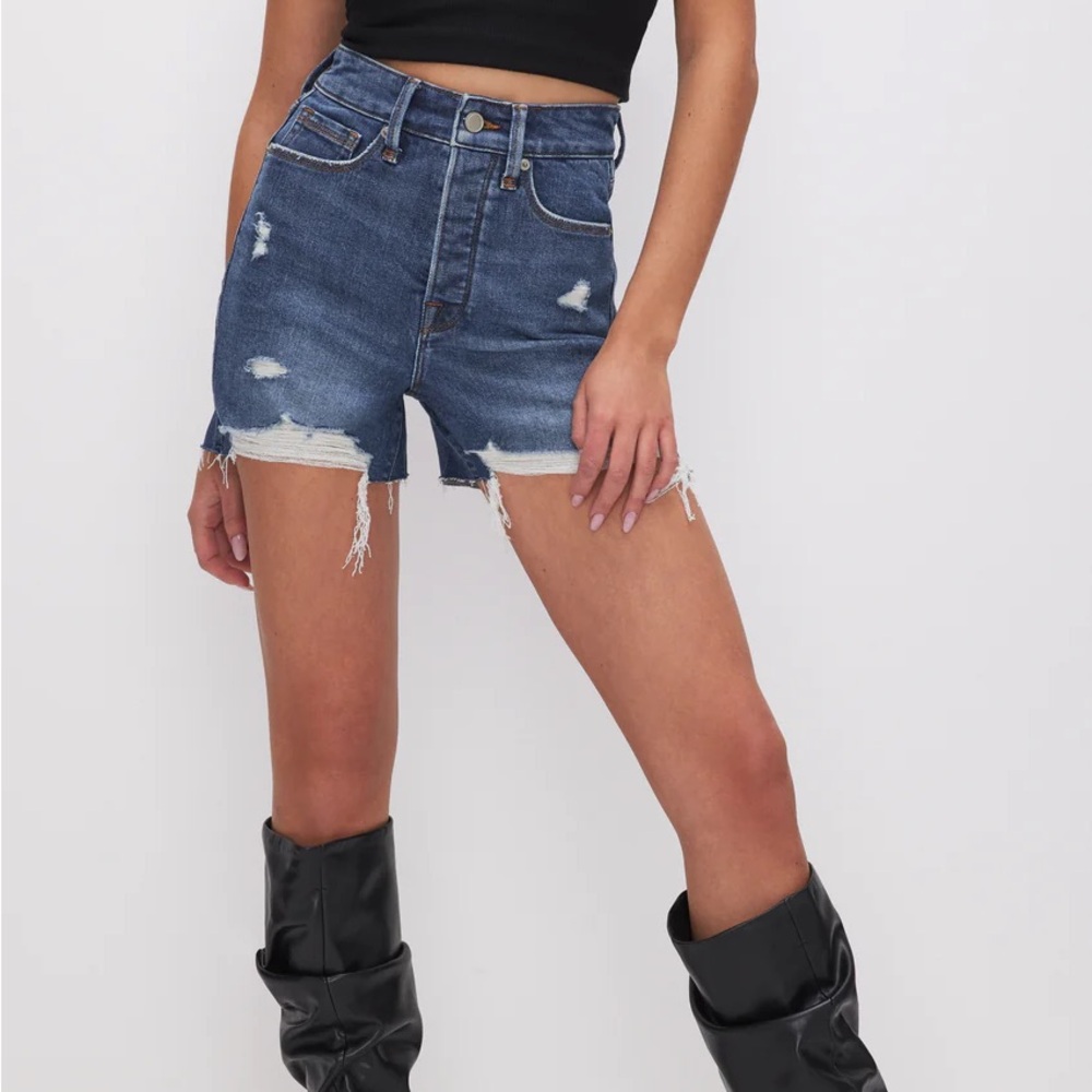 Good American Bombshell Shorts